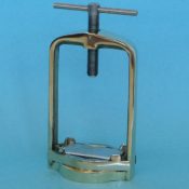 Ainsworth Double Flask Clamp